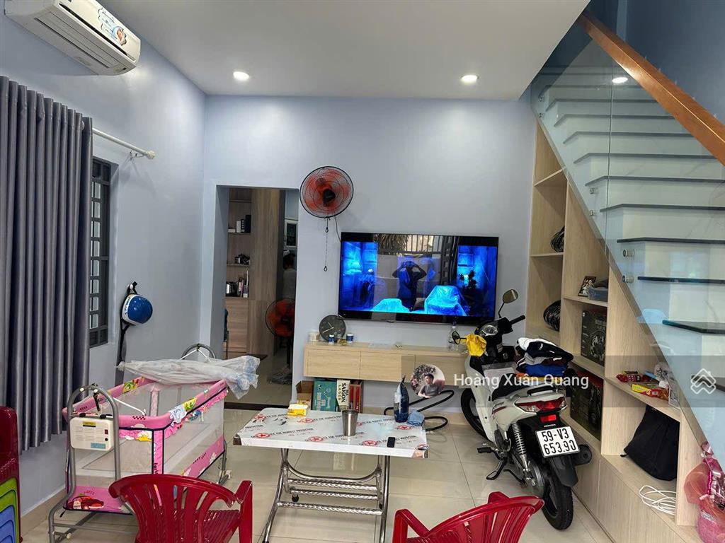 Sát gò vấp  bán nhà 79m2 3pn đông hưng thuận, nhỉnh 4 tỷ, tặng full nội thất