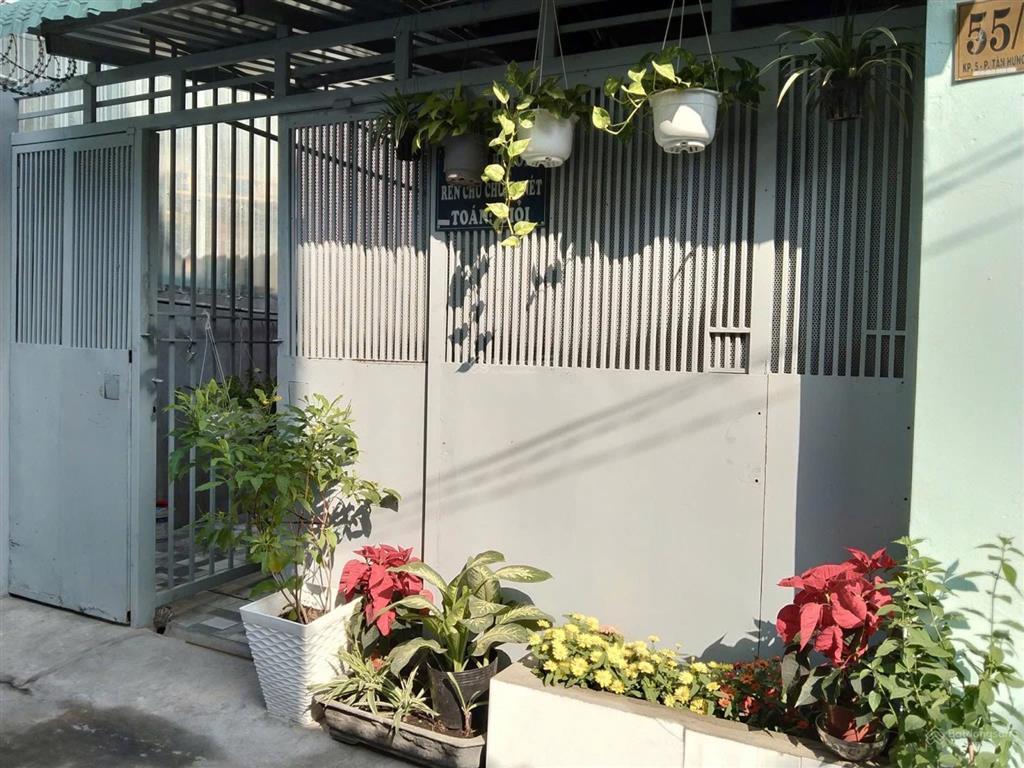 3,3 tỷ  nhà shr ngang 5m đông hưng thuận, hẻm thông gần chợ cây sộp