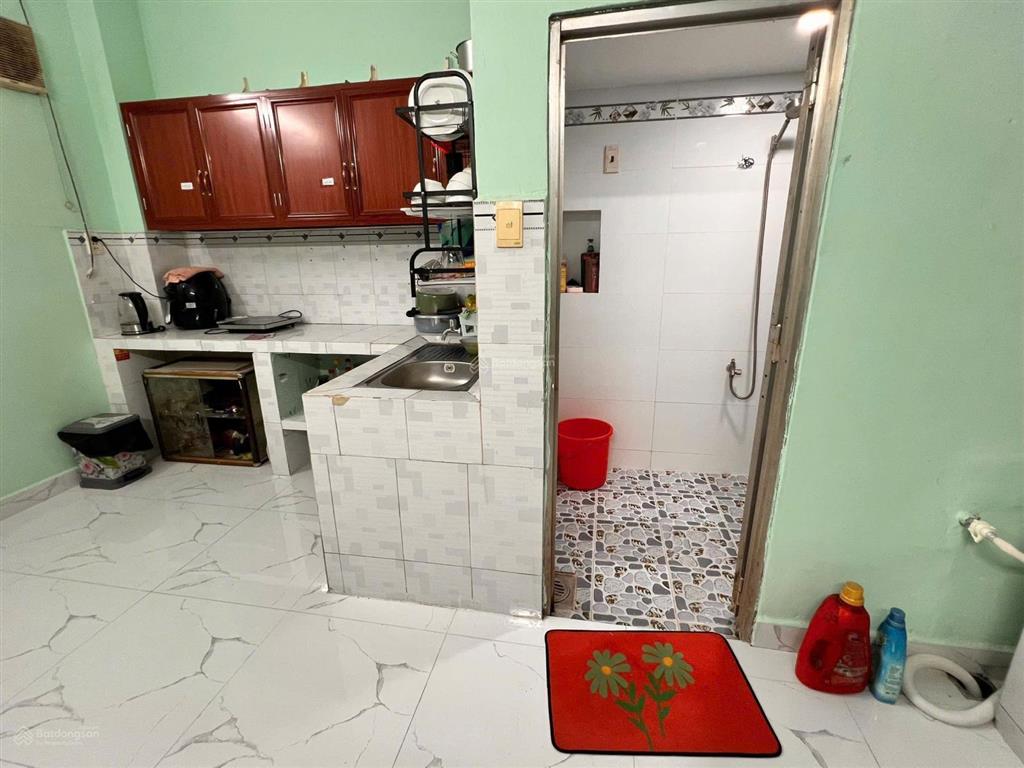 3,3 tỷ  nhà shr ngang 5m đông hưng thuận, hẻm thông gần chợ cây sộp