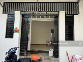 Chỉ 4.5 tỷ  nhà 2 mặt tiền  ngang 5m  hẻm 6m xe hơi  gần hiệp thành city, chợ 0307