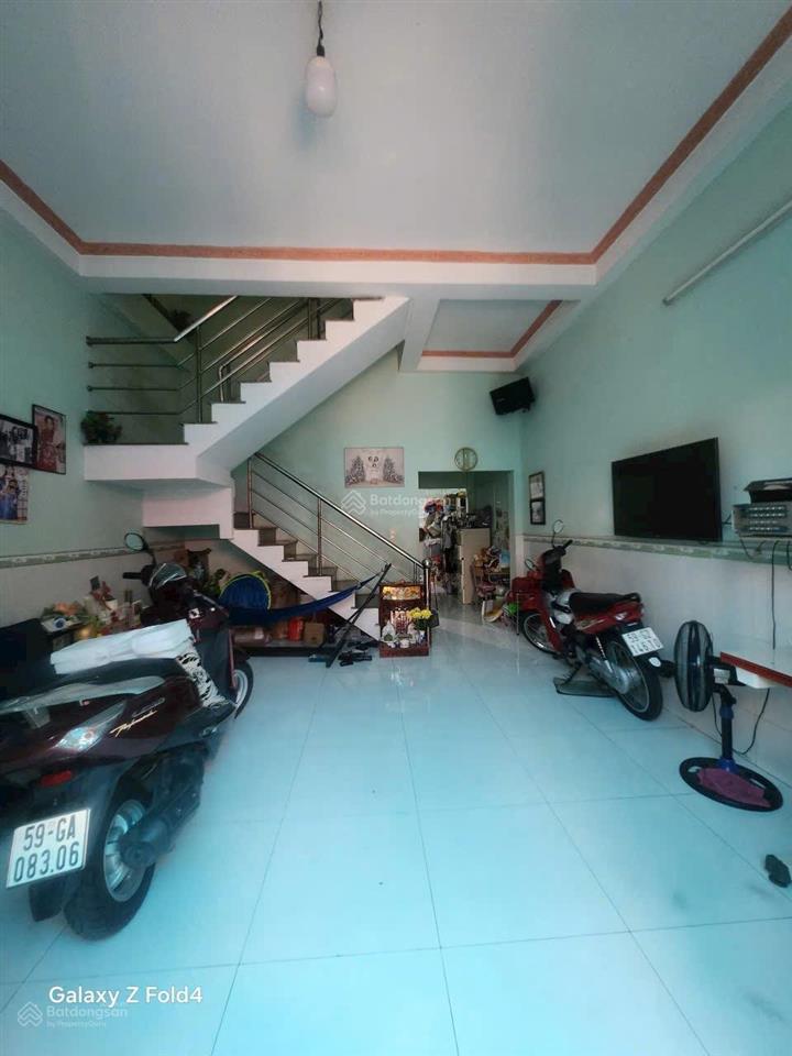 Rẻ nhất quận 12  ngang 4,5  hẻm xe hơi 5m  nhà shr trần thị năm