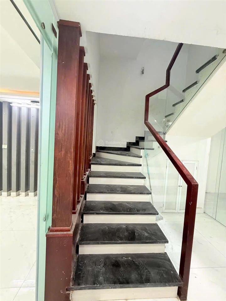 Giảm 500tr  nhà 4 tầng  khu dân cư an sương  quận 12  xe hơi ngủ trong nhà