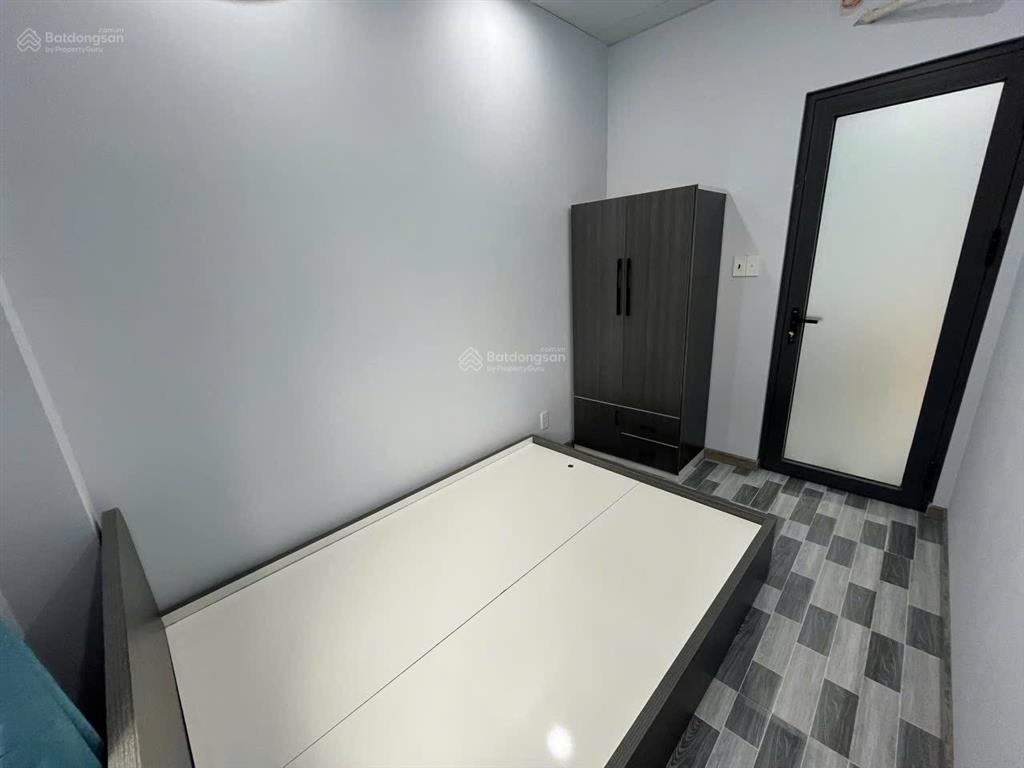 Căn góc 2 mặt tiền 5 tầng  xe hơi đỗ cửa  trung mỹ tây  dòng tiền 350tr/năm