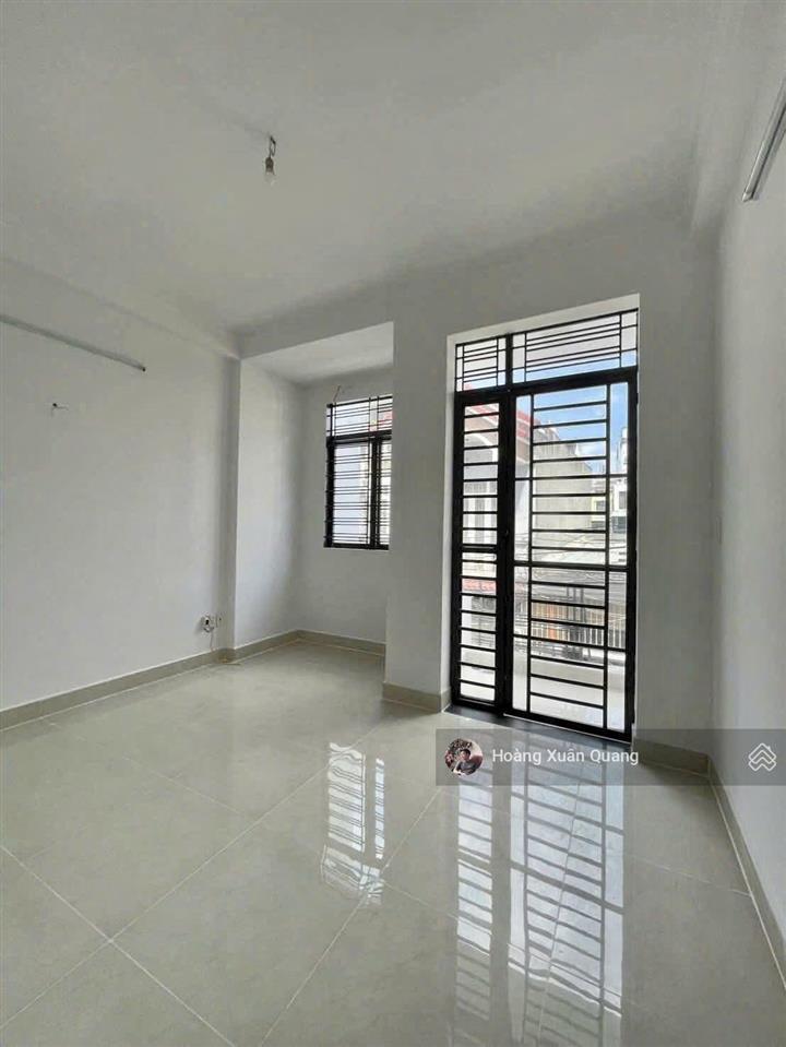 Chỉ 5,05 tỷ hiếm! nhà 3 tầng 4pn thới an 20, đường nhựa 5m xe hơi tránh khu nhà giàu
