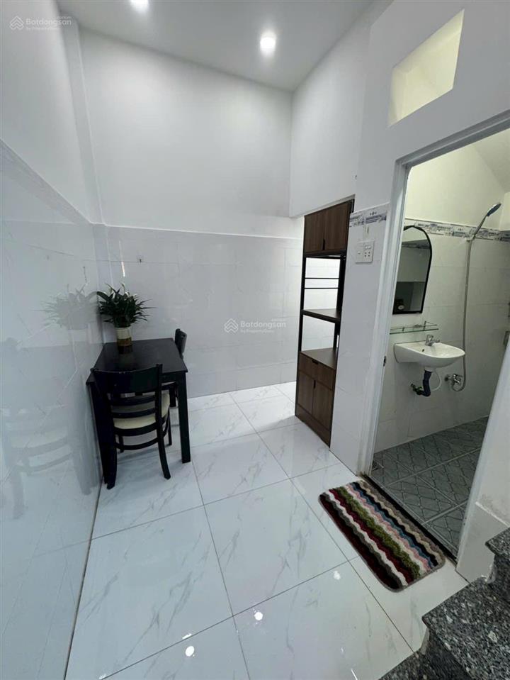 3,279 tỷ  nhà shr  hẻm 5m xe hơi đỗ cửa hiệp thành 17, q12