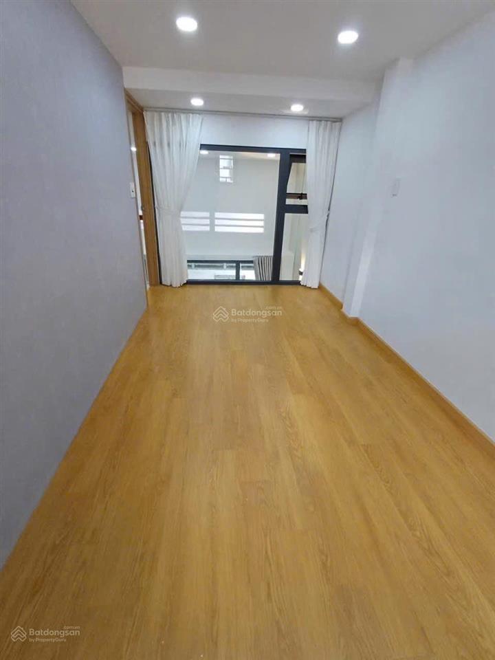 3 tỷ 268  nhà mới shr trung mỹ tây  ngang 5,5m nội thất mới tinh