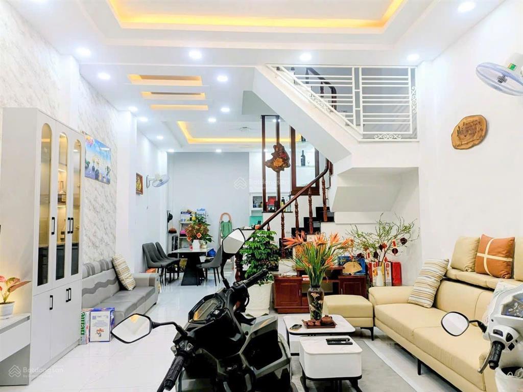 Siêu phẩm 3 tầng ngang 5m  lâm thị hố, quận 12