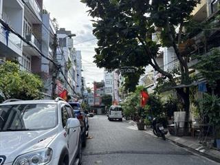 Bán nhà đường 3 tháng 2 quận 10  hẻm xe hơi thông  khu phân lô. dt 51m2  2 tầng  giá chỉ 9 tỷ