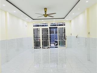 Bán nhà đường trần quang diệu quận 31trục giáp trường sadt 62m2(4,7x13)  2 tầng  giá chỉ 8,9 tỷ