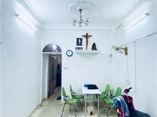 Bán nhà đường hùng vương quận 10, hẻm xe hơi 6m  ngang 3,5m  dài 12m, 2tầng btct  giá chỉ 7,9tỷ