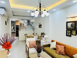 Bán nhà đường tô hiến thành q10 cách mặt tiền chỉ 1 căn liền kề đường cmt8  dt42m2 2tầng  7,5 tỷ