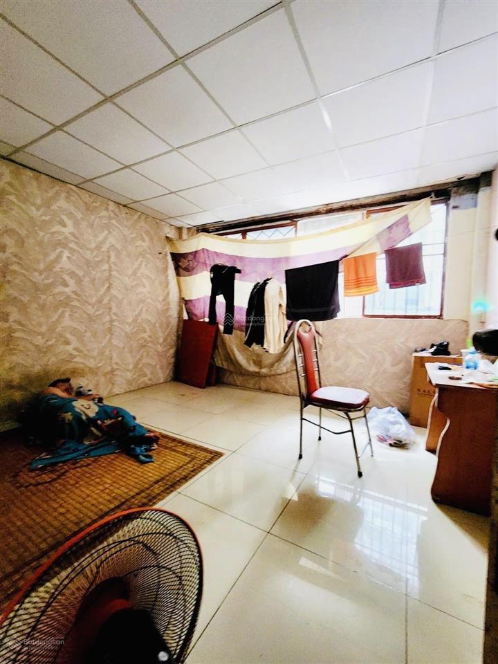 Bán nhà cấp4  hxh vip bên hà đô centrosa quận 10  dt(4,15 x 18) gía chỉ 12,9 tỷ