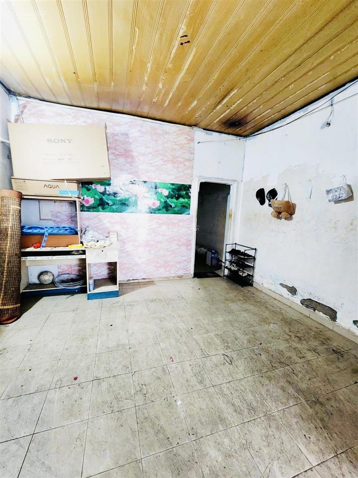 Bán nhà cấp4  hxh vip bên hà đô centrosa quận 10  dt(4,15 x 18) gía chỉ 12,9 tỷ