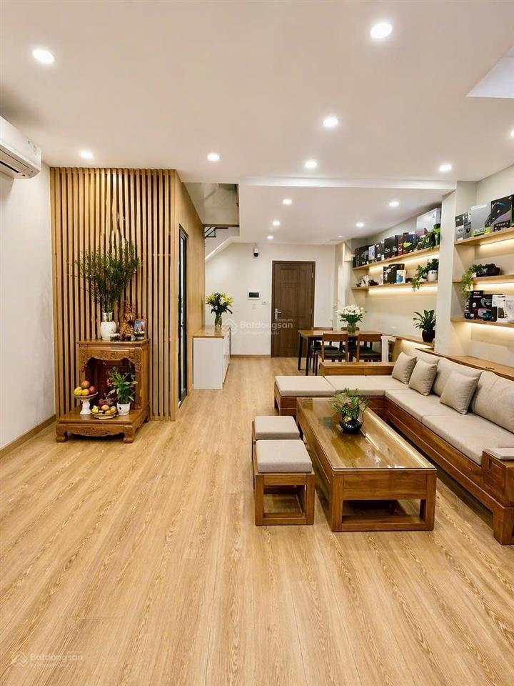Bán nhà 1/đường lý thường kiệt quận 10hxh  ngang 5m, dài 15m  4tầng btct  5pn  giá chỉ 14,1 tỷ