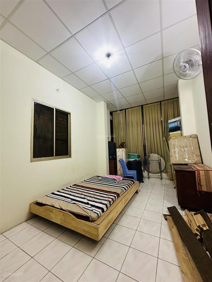 Bán nhà 1/đường 3tháng2 quận10  hxh tránh nhau thẳng 1 trục  43m2  4tầng  4pn giá chỉ 9,1 tỷ