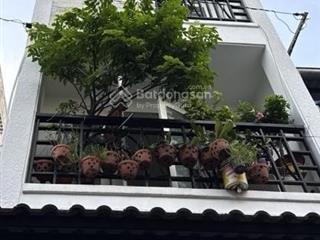 Bán nhà đường 3tháng2 quận 10  hxh thông thẳng 1 trục, vị trí trung tâm  5 tầng btct  giá 7,5 tỷ