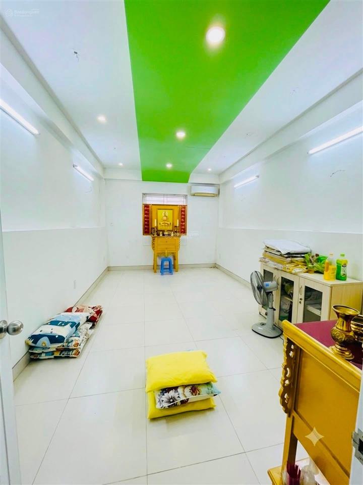 Bán nhà đường thành thái quận 10 bên ubnd phường diên hồngdt78m2(4x19,5)4tầng btct5pngiá 15,5ty