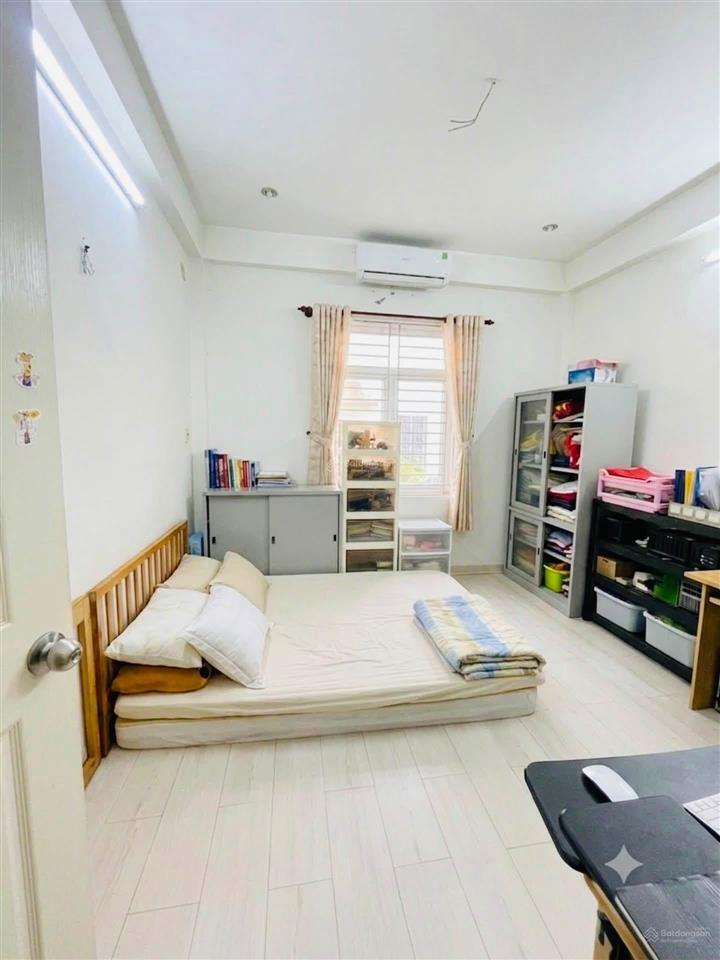 Bán nhà đường thành thái quận 10 bên ubnd phường diên hồngdt78m2(4x19,5)4tầng btct5pngiá 15,5ty