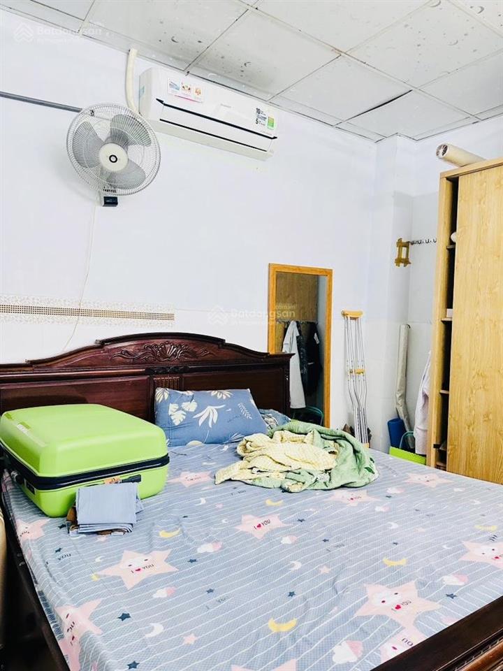 Bán nhà đường thành thái quận 10, hẻm xe tải sau ubnd phường  53m2  3 tầng  3pn  giá chỉ 9,9 tỷ