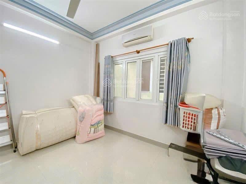 Bán nhà đường thành thái quận 10  hẻm 6m xe tải thông 4 hướng, 53m2 3 tầng  3pn  giá chỉ 9,8 tỷ