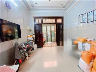 Bán nhà đường thành thái quận 10  hẻm 6m xe tải thông 4 hướng, 53m2 3 tầng  3pn  giá chỉ 9,8 tỷ
