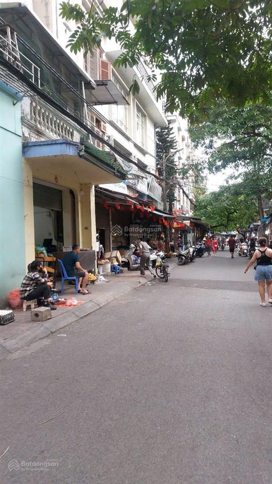 Bán nhà tầng 1 trung tâm chợ thanh xuân, dt 100m2, hai mặt tiền 7m vị trí kinh doanh rất tốt