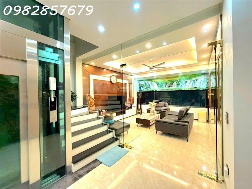 Hót giá bán biệt thự bằng giá căn chung cư cao cấp giá có hơn 100tr/m2 đã hoàn thiện đẹp