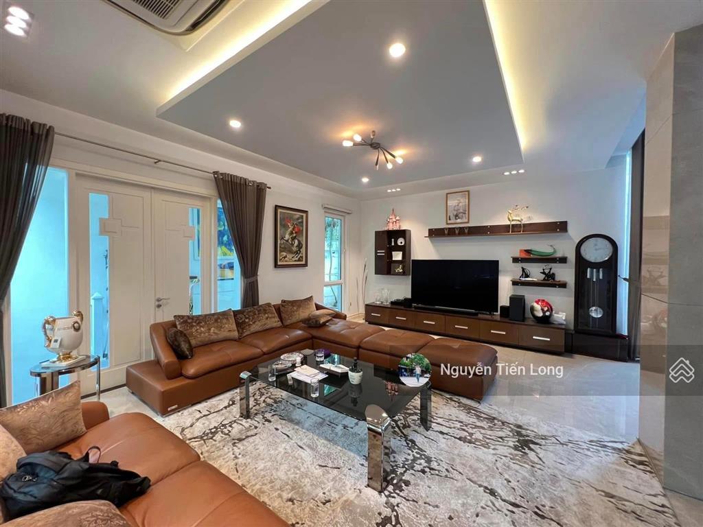 Siêu biệt thự Vườn Đào diện tích rộng 368m2 - view vườn hoa - full nội thất nhập khẩu - giá 236 tỷ TL