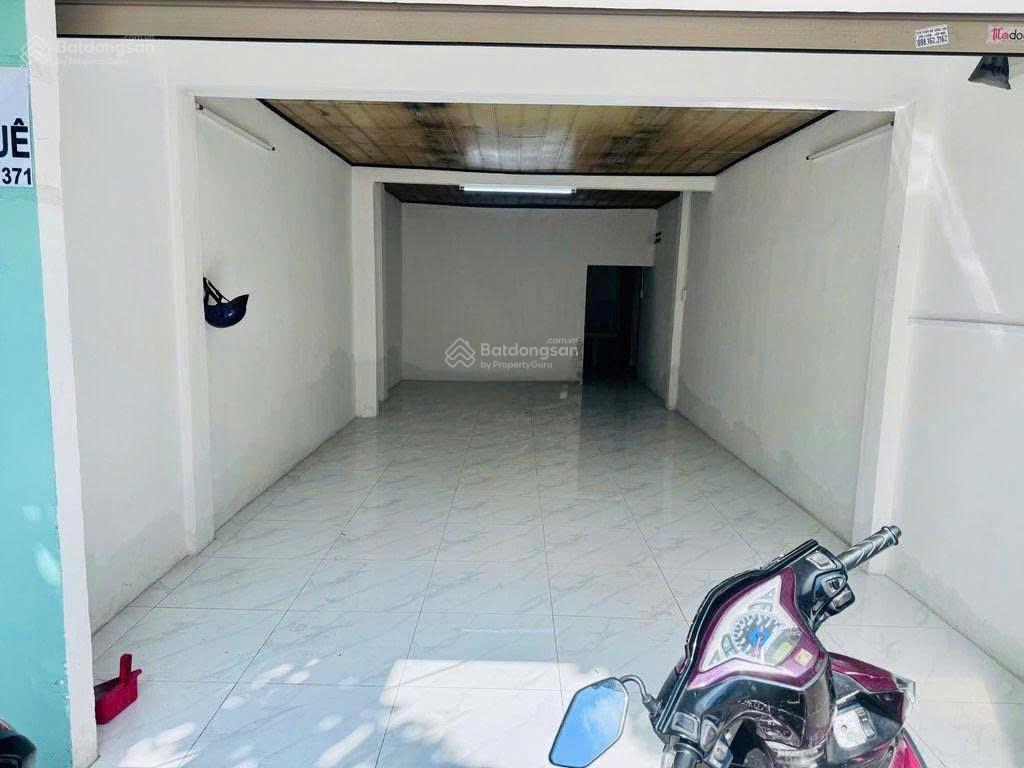 Bán nhà mặt tiền 1045 nguyễn kiệm  gò vấp