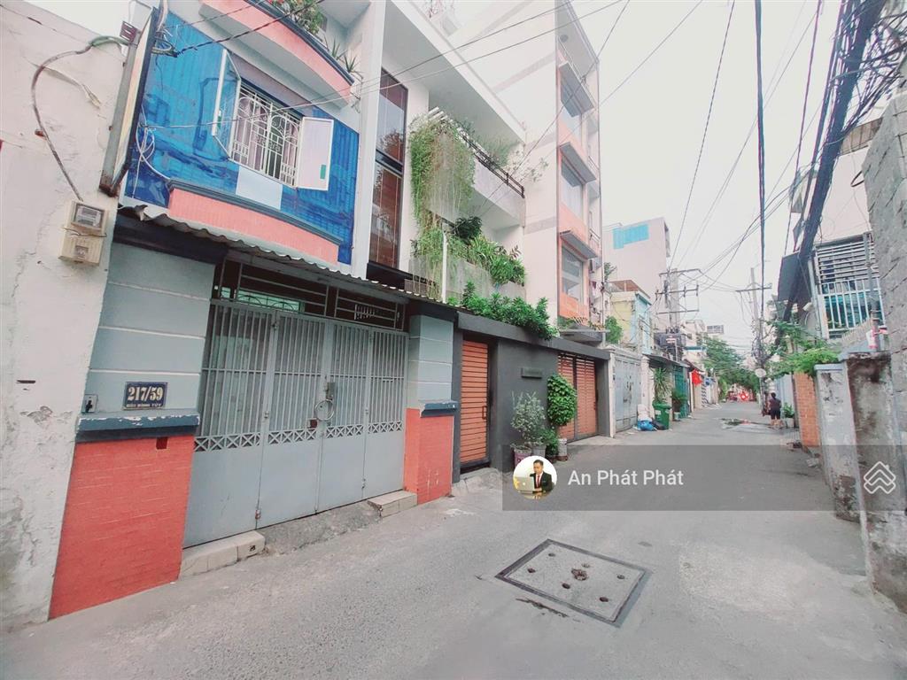 Bán nhà hẻm 217 bùi đình túy nhà 3 tầng dt 80m hẻm xe hơi 5m
