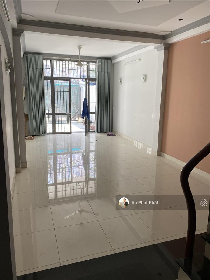 Bán nhà hẻm 217 bùi đình túy nhà 3 tầng dt 80m hẻm xe hơi 5m