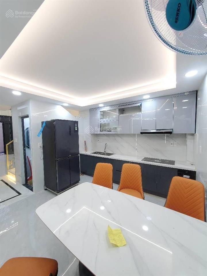 Ngay lotte cityland nguyễn văn lượng sát mặt tiền4tầng  4pn 7.6ty