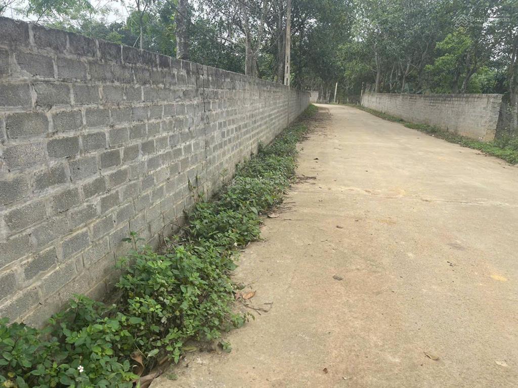 Chính chủ cần bán 1000m2 đất tại quốc oai, giá rẻ bèo ngay láng hòa lạc, tuyết metro sắp tới