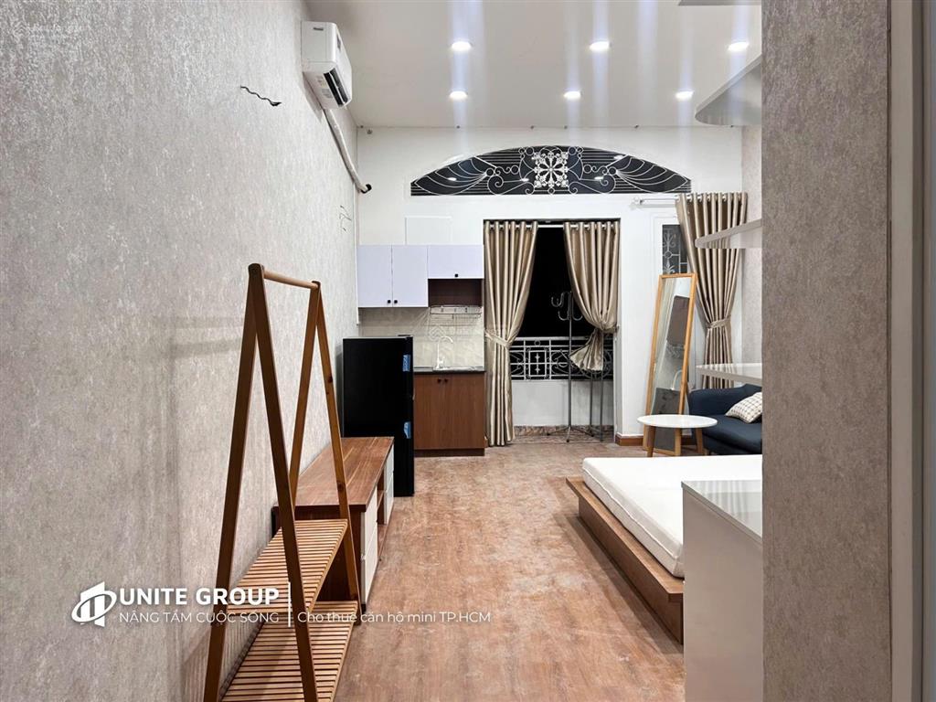 Cho thuê 1pn ở liền bancol máy giặt riêng ngay sân bay tân sơn nhất
