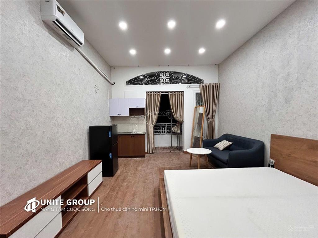 Cho thuê 1pn ở liền bancol máy giặt riêng ngay sân bay tân sơn nhất