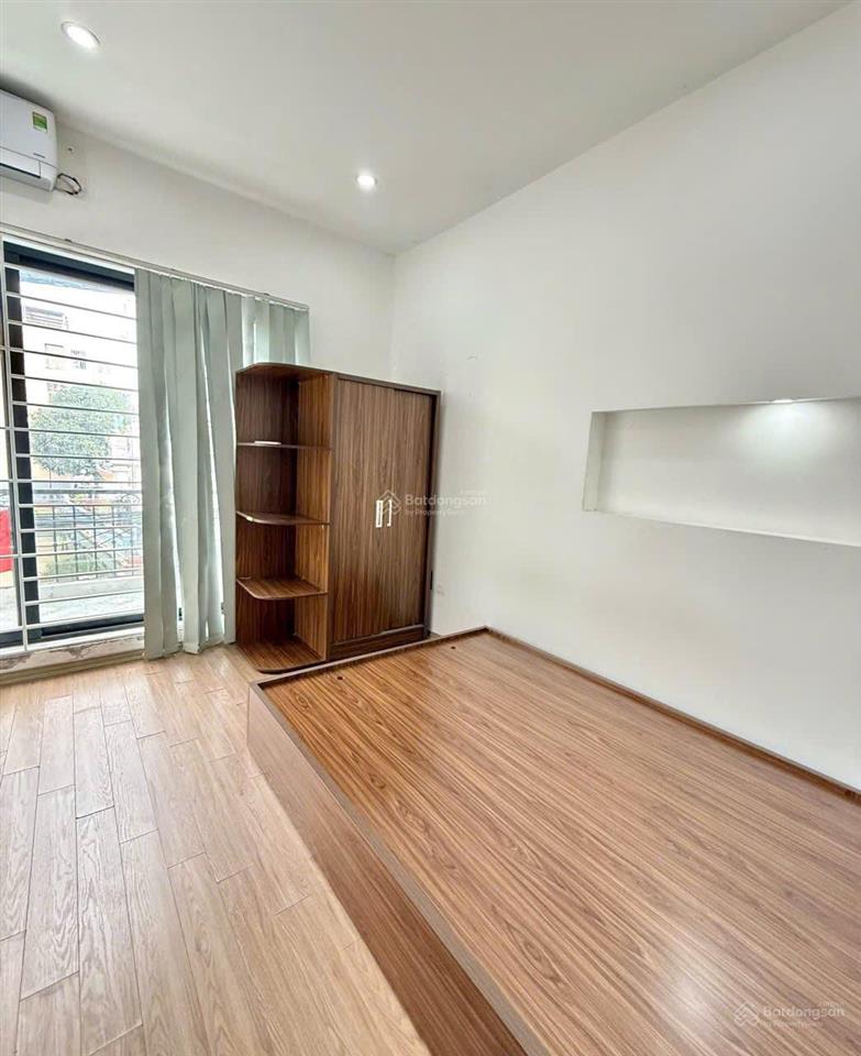 Căn hộ 2 phòng ngủ hiện đại cho thuê quận tân bình gần sân bay