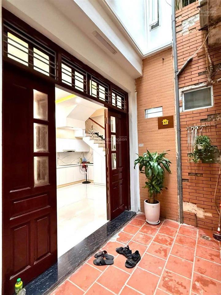 Nhà thịnh quang 31mx5 tầg, mt3.5m, chỉ 7.8 tỷ