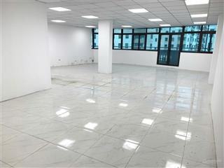 Cho thuê văn phòng tại khúc thừa dụ, cg. dt từ 100m2  125m2 giá từ 20tr.  0984 828 ***