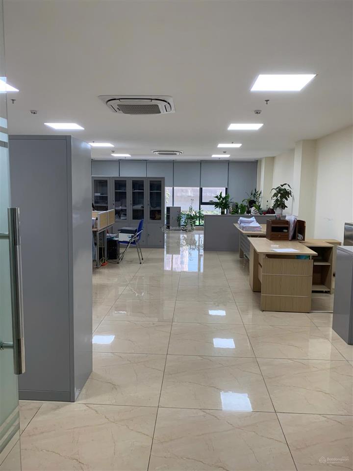 Chính chủ cho thuê văn phòng tại 41 khuất duy tiến, thanh xuân. dt 85m2 giá 23tr/tháng. 0984 828 ***