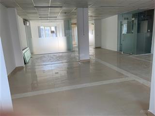 Chính chủ cho thuê văn phòng tại khuất duy tiến, thanh xuân. dt 130m2 giá 27triêu.  0984 828 ***