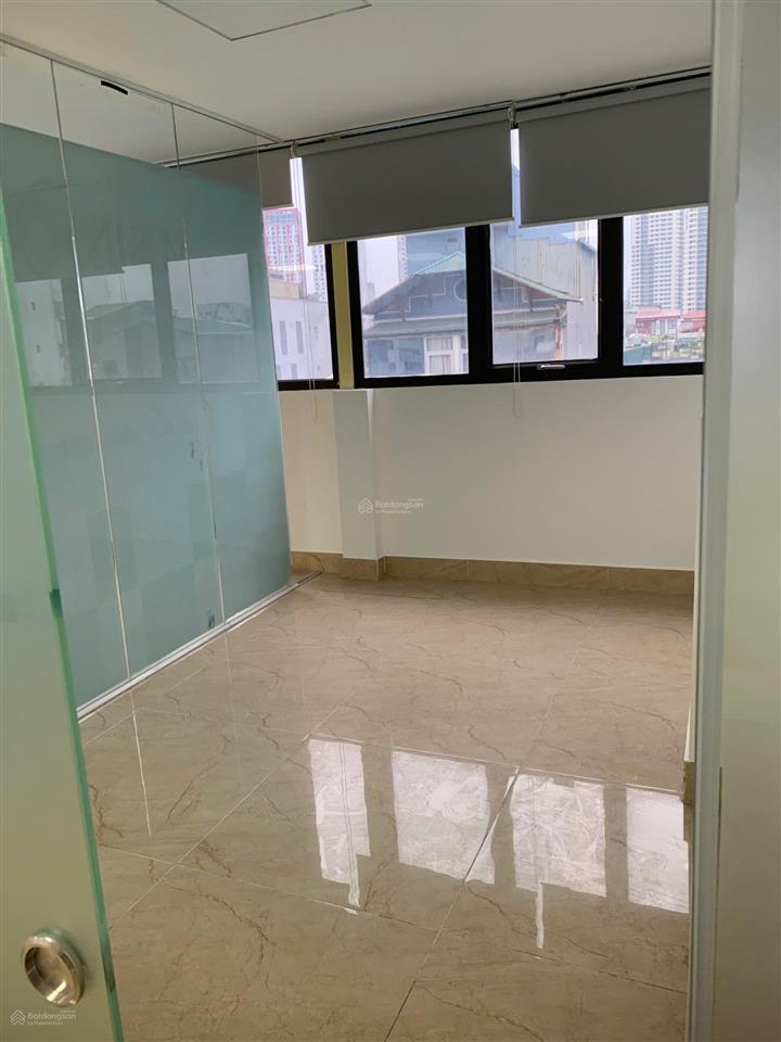 Chính chủ cho thuê sàn văn phòng tại dịch vọng hậu, cầu giấy. dt 100m2 giá 21tr.  0984 828 ***