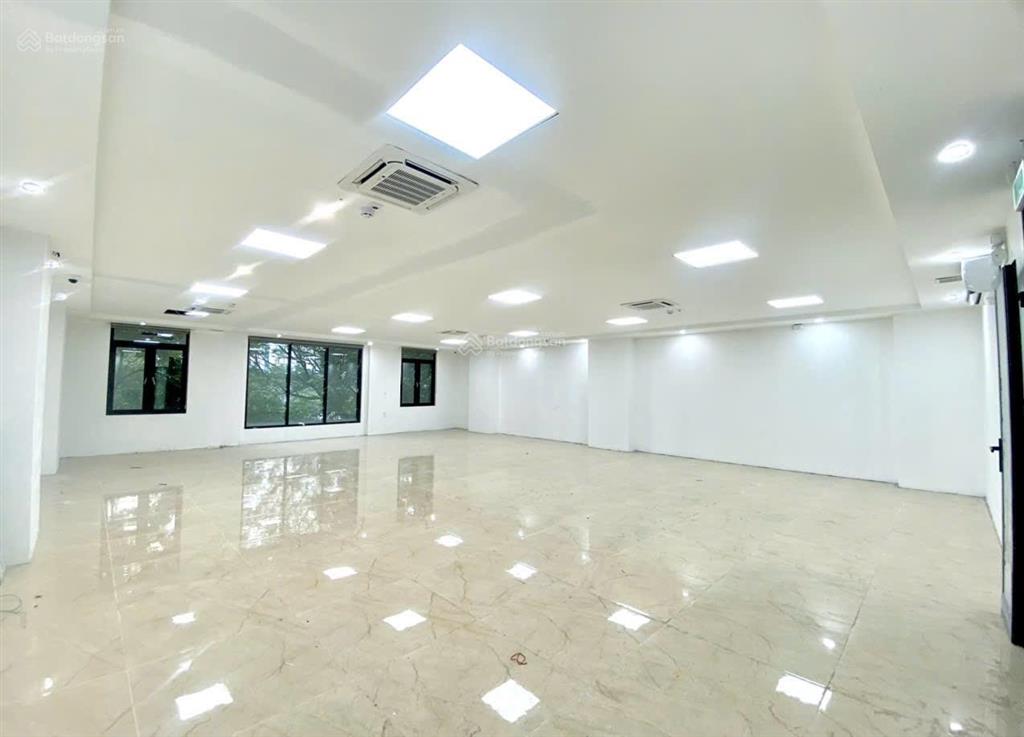 Cho thuê sàn văn phòng tại dịch vọng hậu, cầu giấy. dt 70m² giá 15tr/tháng.  0984 828 ***