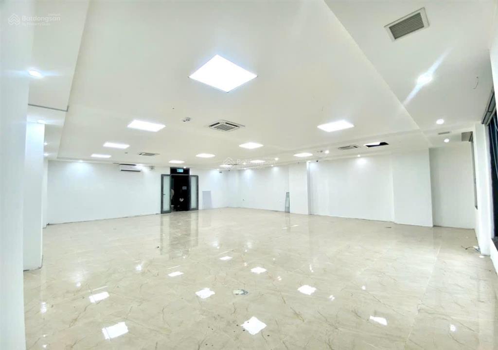 Cho thuê sàn văn phòng tại dịch vọng hậu, cầu giấy. dt 70m² giá 15tr/tháng.  0984 828 ***