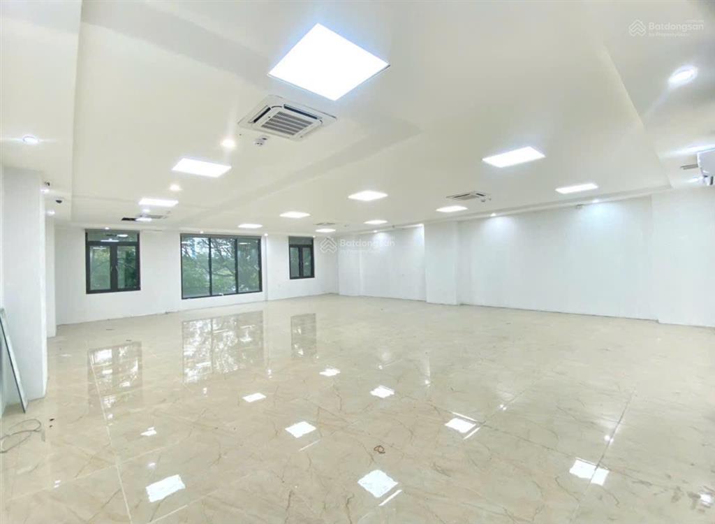 Cho thuê sàn văn phòng tại dịch vọng hậu, cầu giấy. dt 70m² giá 15tr/tháng.  0984 828 ***