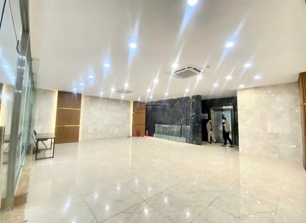 Cho thuê sàn văn phòng tại dịch vọng hậu, cầu giấy. dt 70m² giá 15tr/tháng.  0984 828 ***