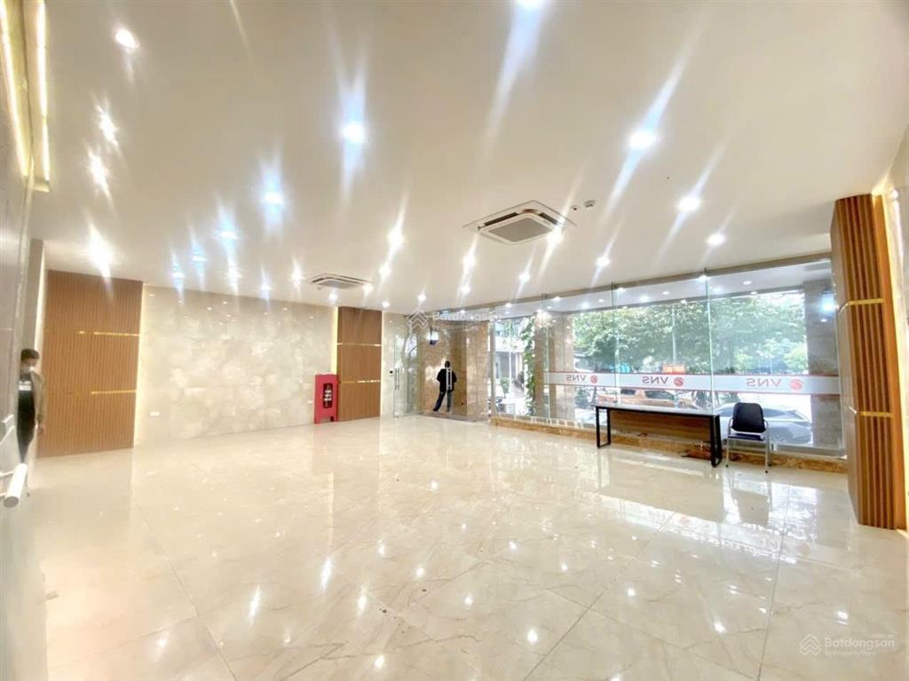 Cho thuê sàn văn phòng tại dịch vọng hậu, cầu giấy. dt 70m² giá 15tr/tháng.  0984 828 ***