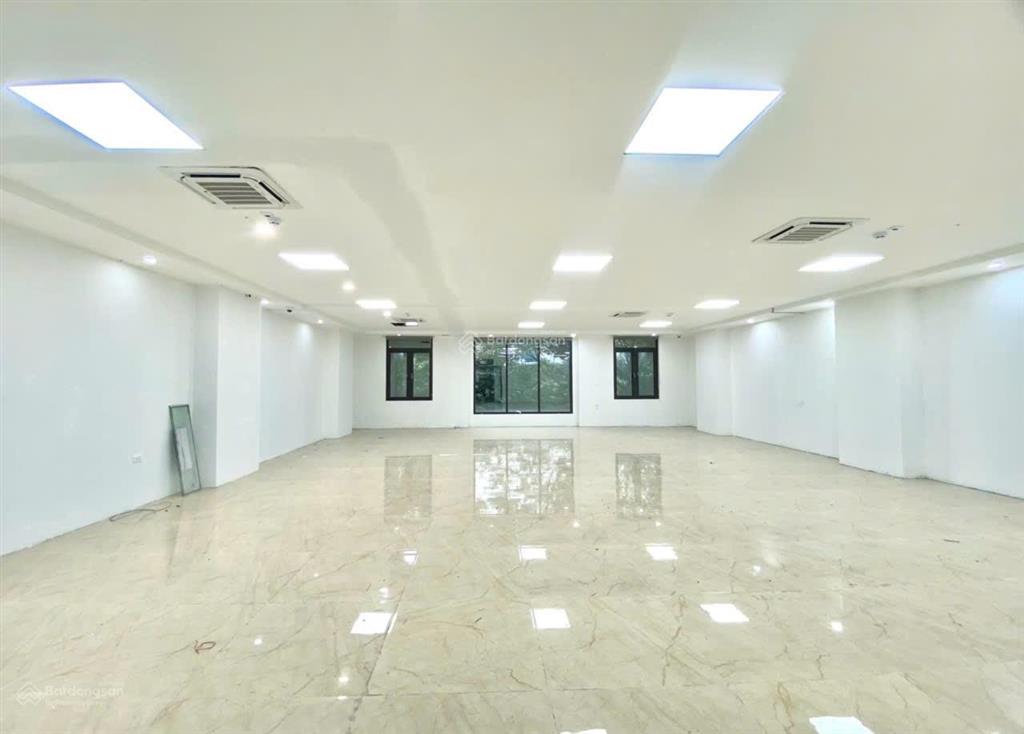 Cho thuê sàn văn phòng tại dịch vọng hậu, cầu giấy. dt 70m² giá 15tr/tháng.  0984 828 ***