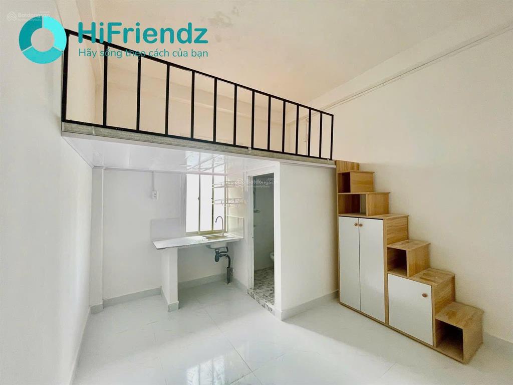 Cho thuê phòng gác mới nội thất cơ bản kế bên chợ phú nhuận gần cầu kiệu
