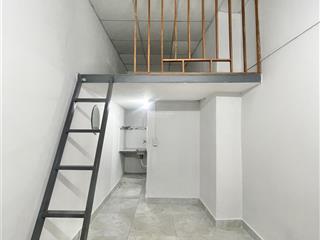 Cho thuê phòng gác có sẵn máy lạnh  không nội thất  gần cầu công lý