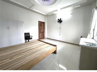 Hẻm đẹp, bến vân đồn quận 4, 76m2, thuận tiện vào trung tâm. sổ riêng, pháp lý chuẩn